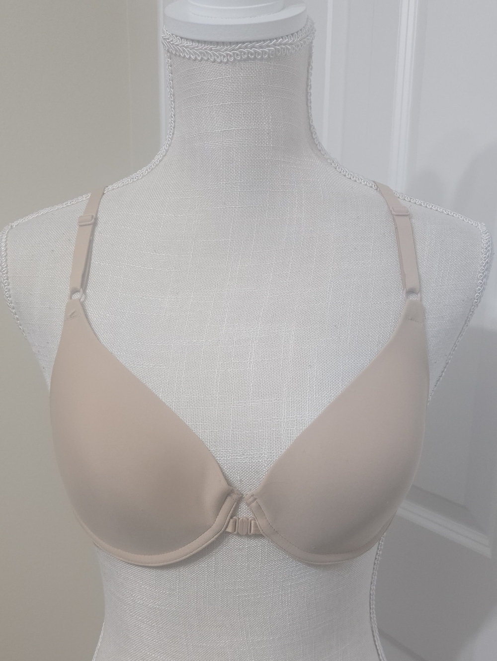 Sweet Nothings Light Nude Push-Up Adujustable Front Closure Underwire Bra 36C